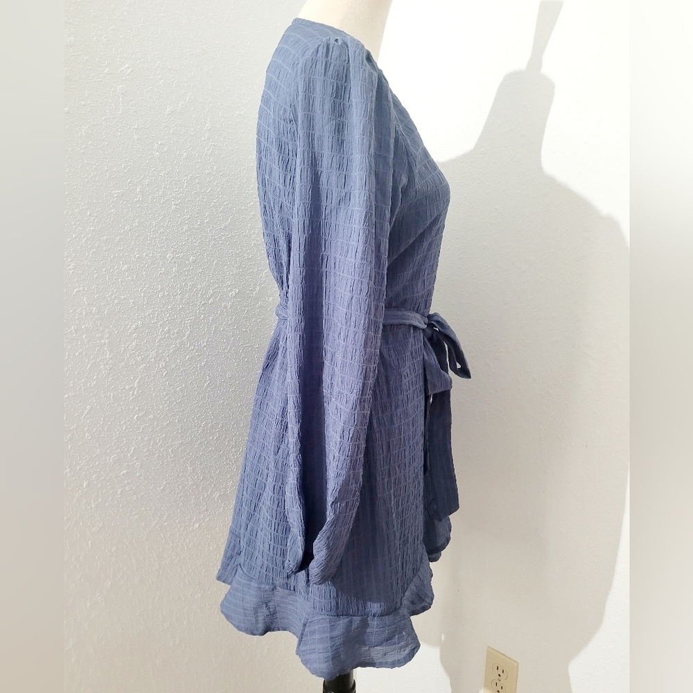 SO Woman's Faux Wrap Ruffle Hem Dress Blue Textured Long Sleeve Size Medium NEW - Picture 3 of 13